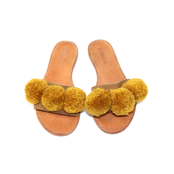 Binge Sandals 8 Kai Pom Pom Slip On Slides Flat Shoes Size Talla Women's 8 - Picture 1 of 14
